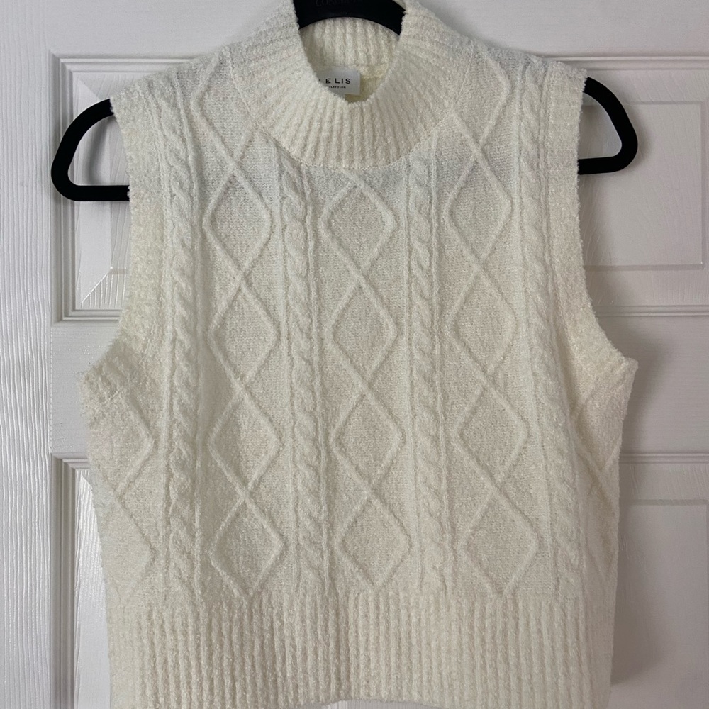 White cropped vest